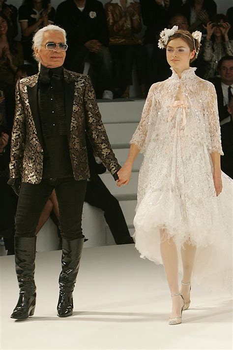 karl lagerfeld chanel runway.